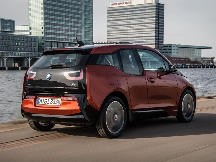  BMW i3 2014 года  (фото 35 из 240)